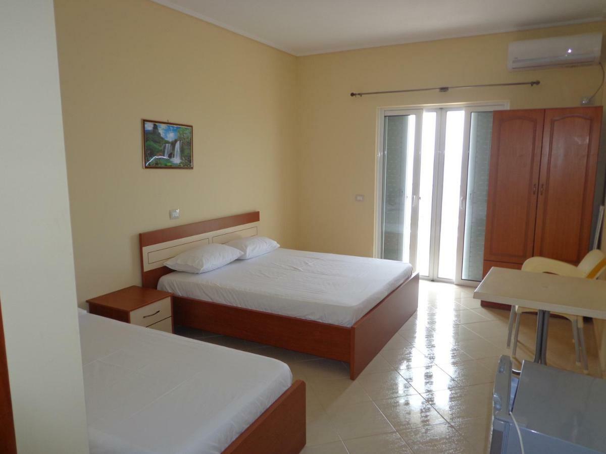 Olympian Rooms Dhermi Bagian luar foto