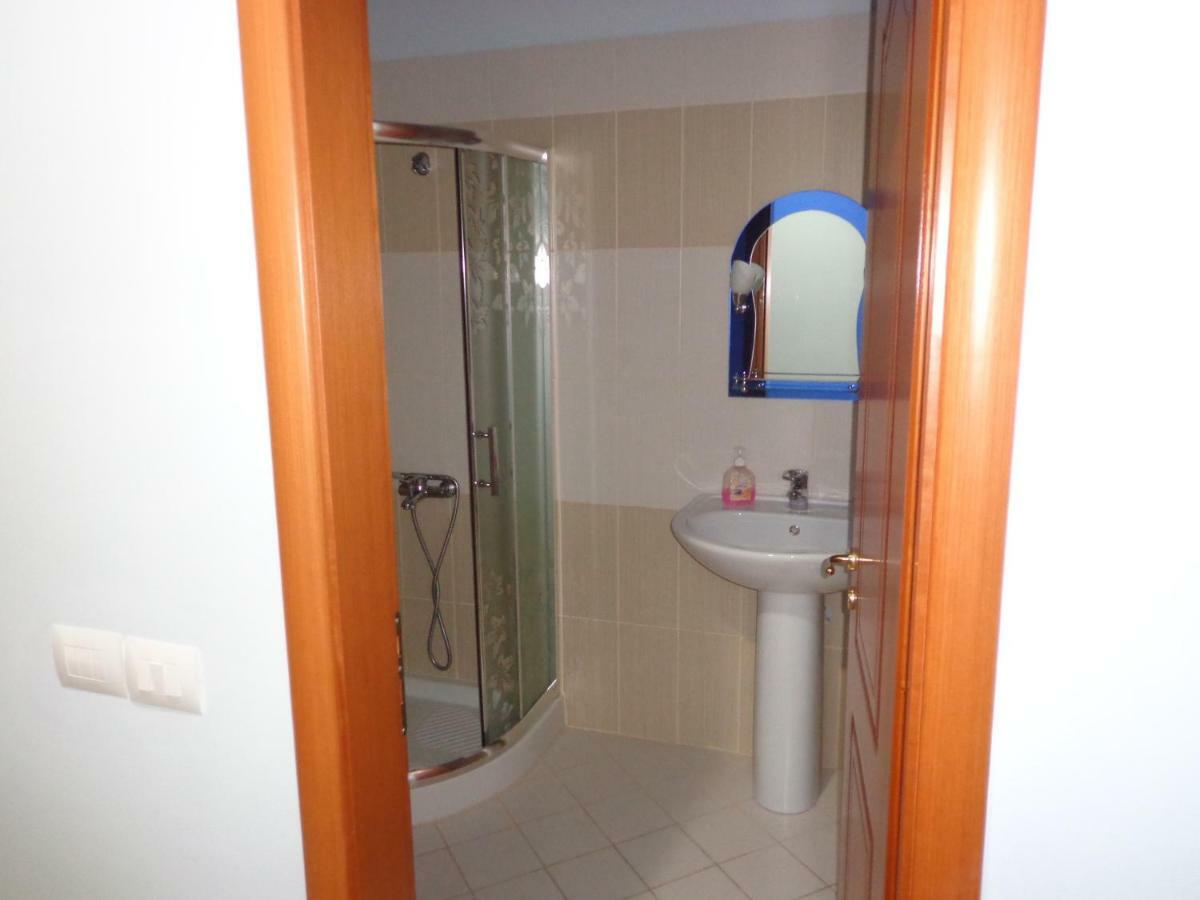 Olympian Rooms Dhermi Bagian luar foto